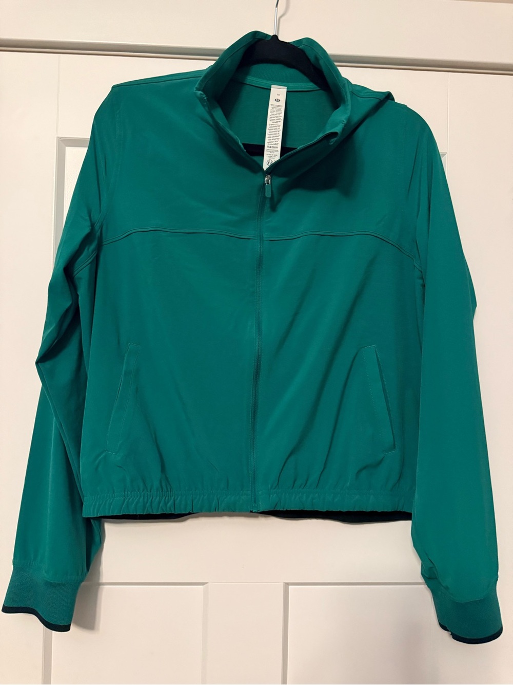 Lululemon court rival tennis jacket Kelly Green 10 like new